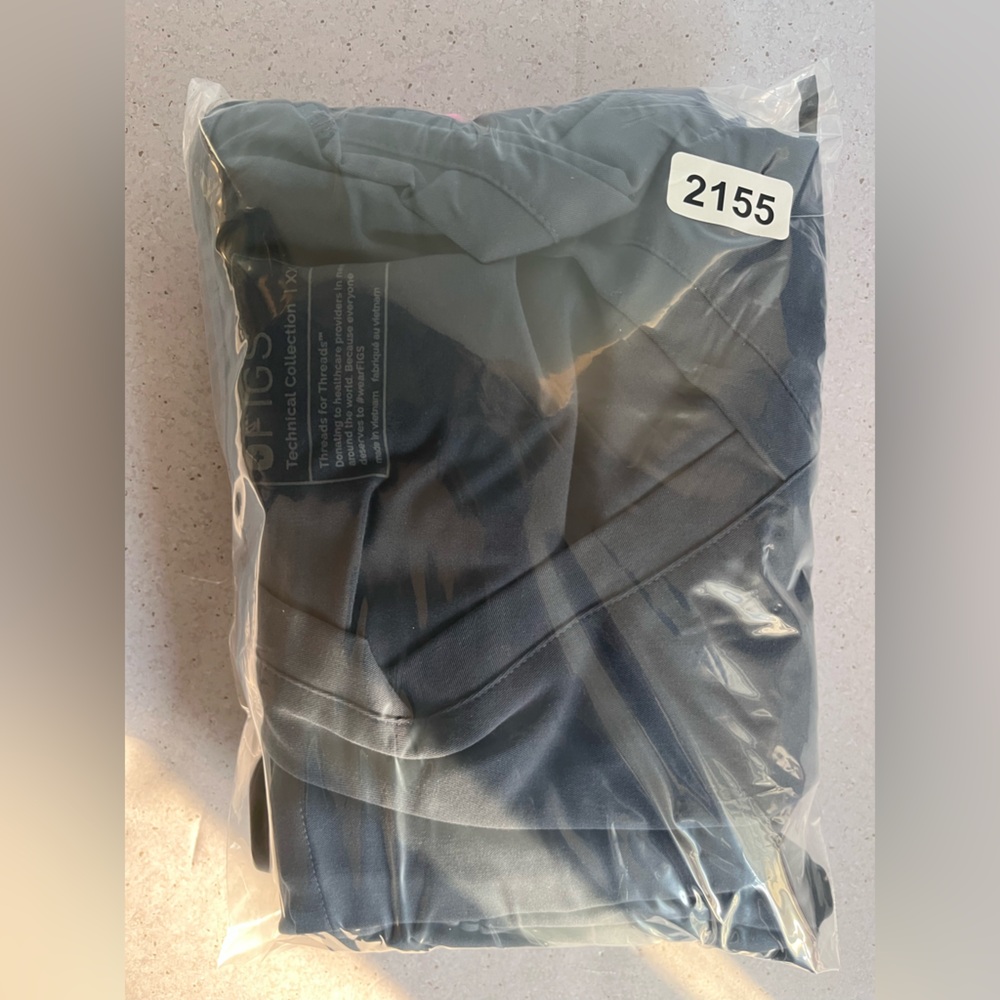 FIGS Zamora Scrub Set Jogger Pants & Shirt Top Night Sky Blue Women 2XL Medical - Picture 16 of 16